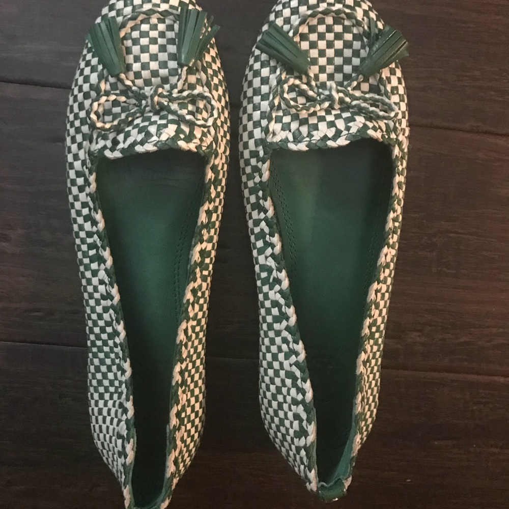 Tory Burch woven flat